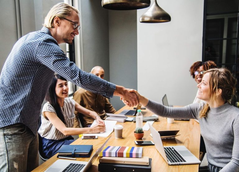 empresas y colaboraciones